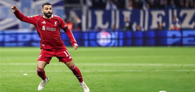 سر مشاركة محمد صلاح أساسيًا ضد مارسيليا: تحليل تشارلي آدم ووارنوك لتشكيلة سلوت في ليفربول