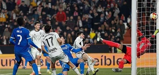 ألفارو بينيتو يصف خسارة ريال مدريد أمام ألباسيتي بالفضيحة ويحمّل اللاعبين مسؤولية إقالة ألونسو