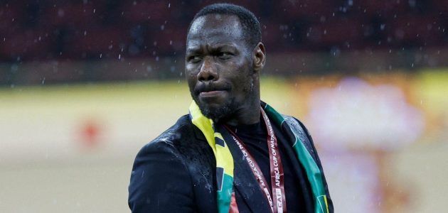 تتويج مثير واعتراف جريء: مدرب السنغال بابي ثياو يعتذر عن قرار الانسحاب في نهائي أمم أفريقيا